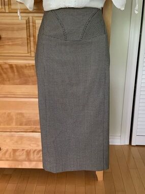 Pencil skirt with lining, checkered fabric, size 7/8